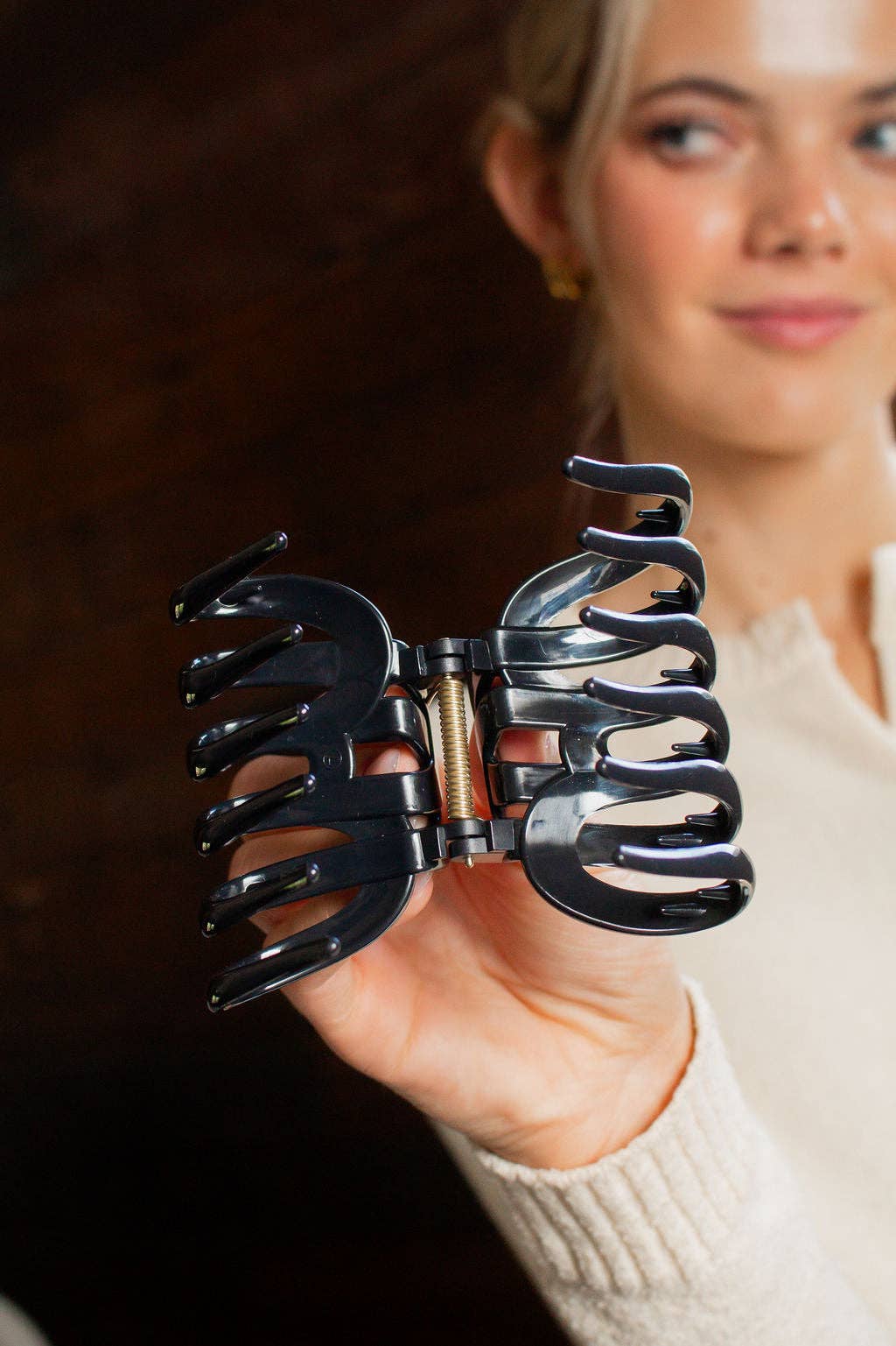 Black Beauty Claw Clip