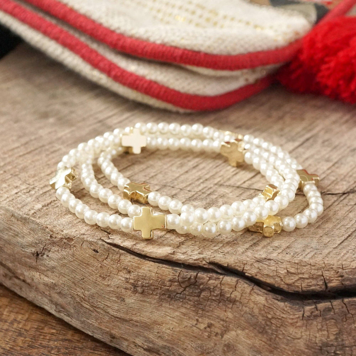 Cross Bracelet Pearls