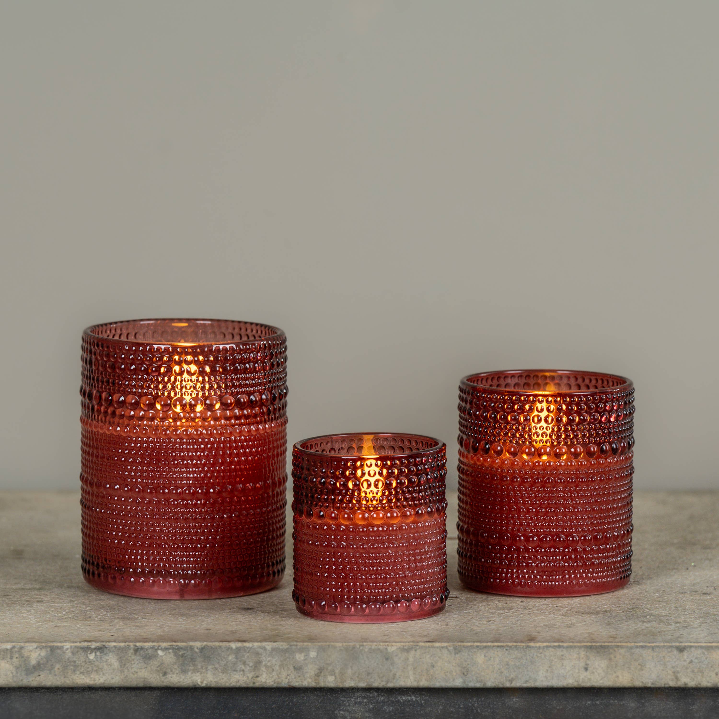 4" BURGUNDY DOTTED GLASS 3D FLAME CANDLE