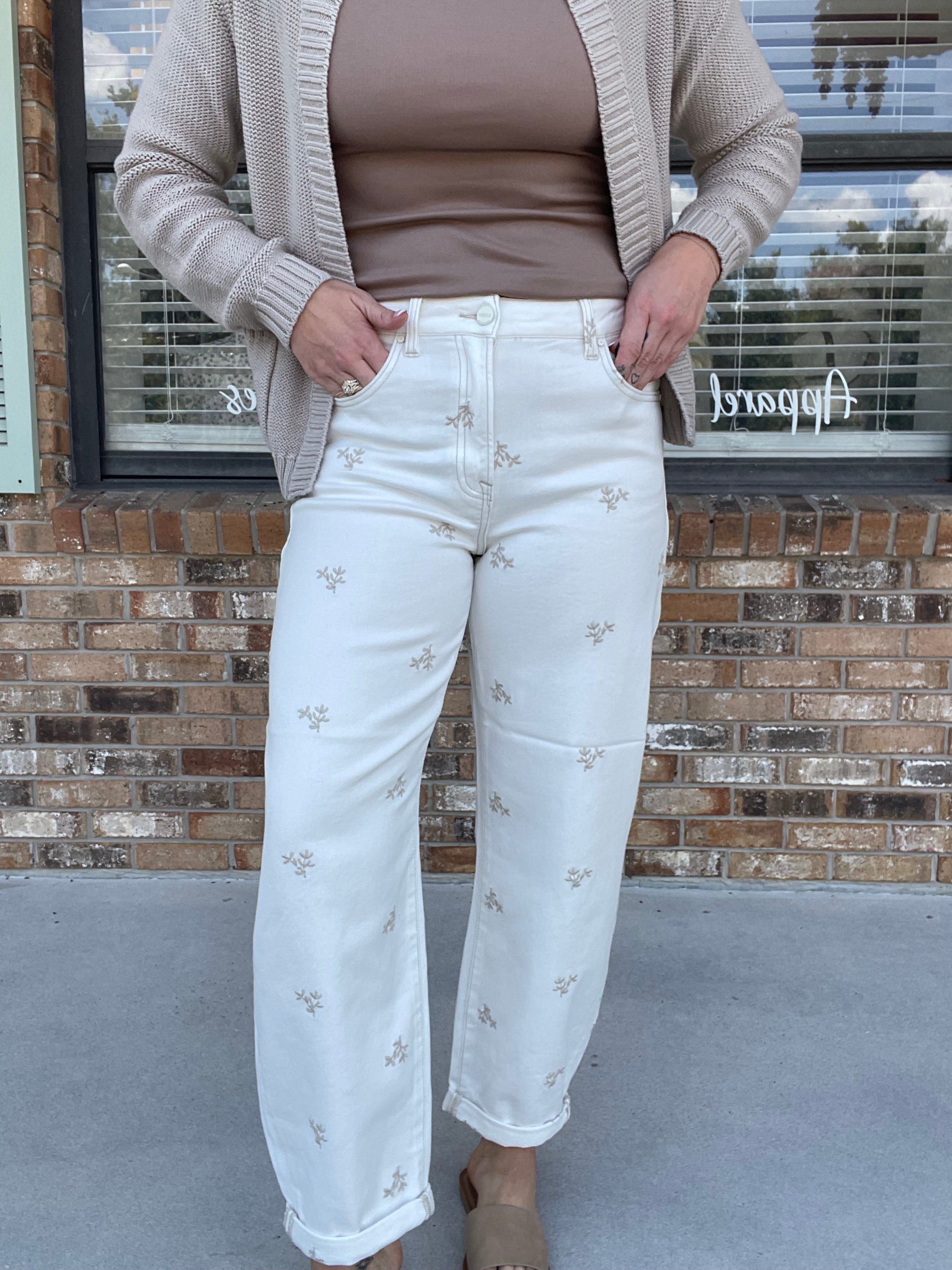 Ivory Garden Barrel Jeans