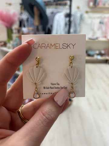 18k seashell dangle