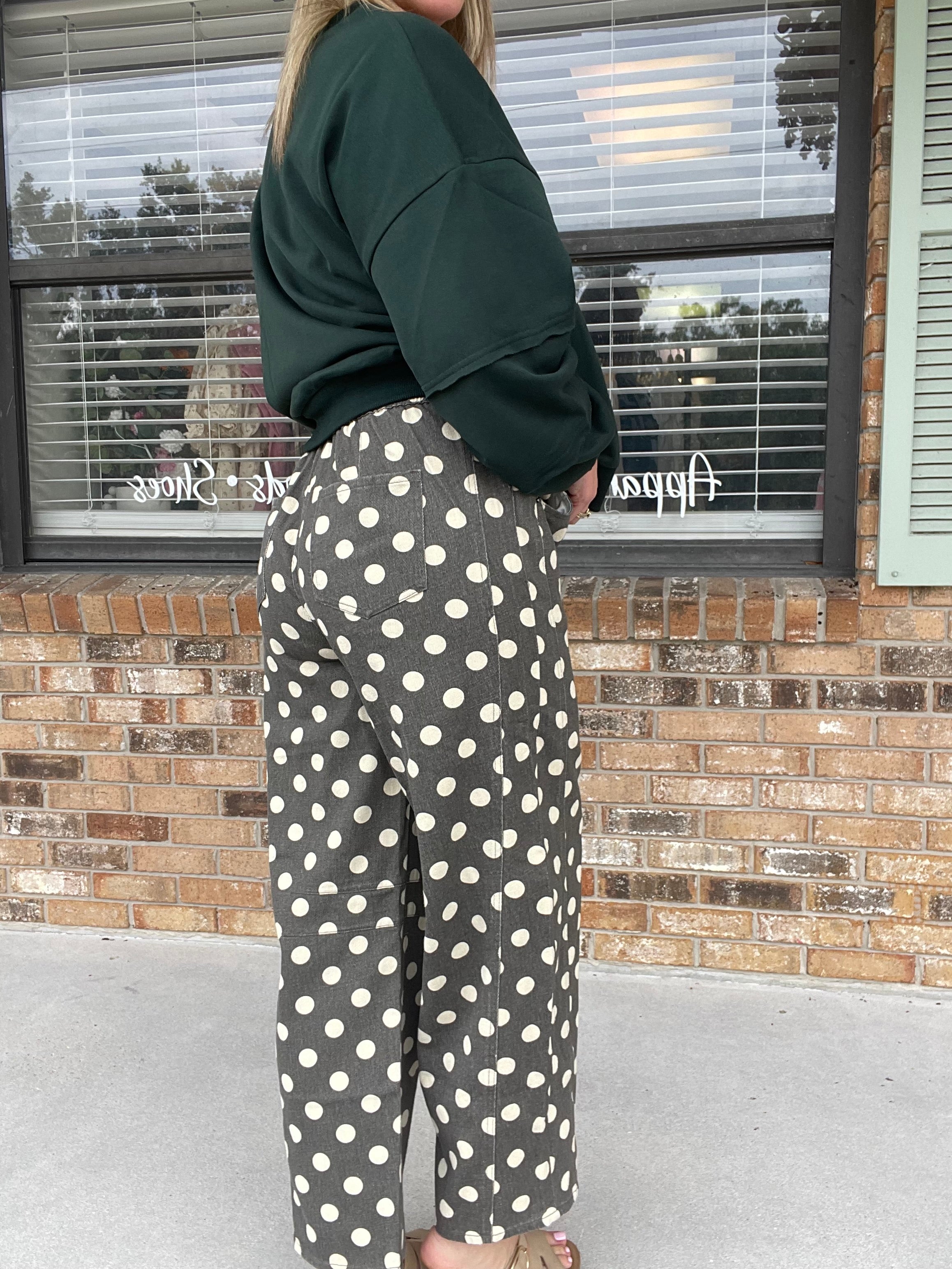 Cookies & Cream Barrel Jeans