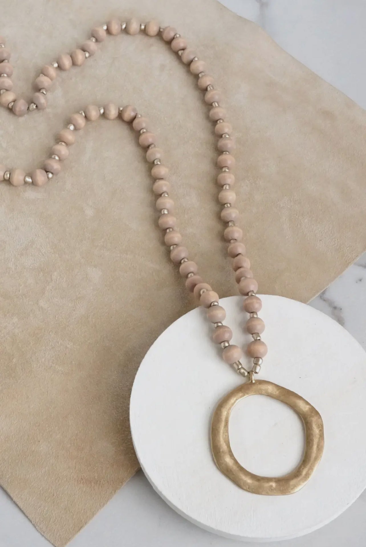 Taupe wooden bead necklace