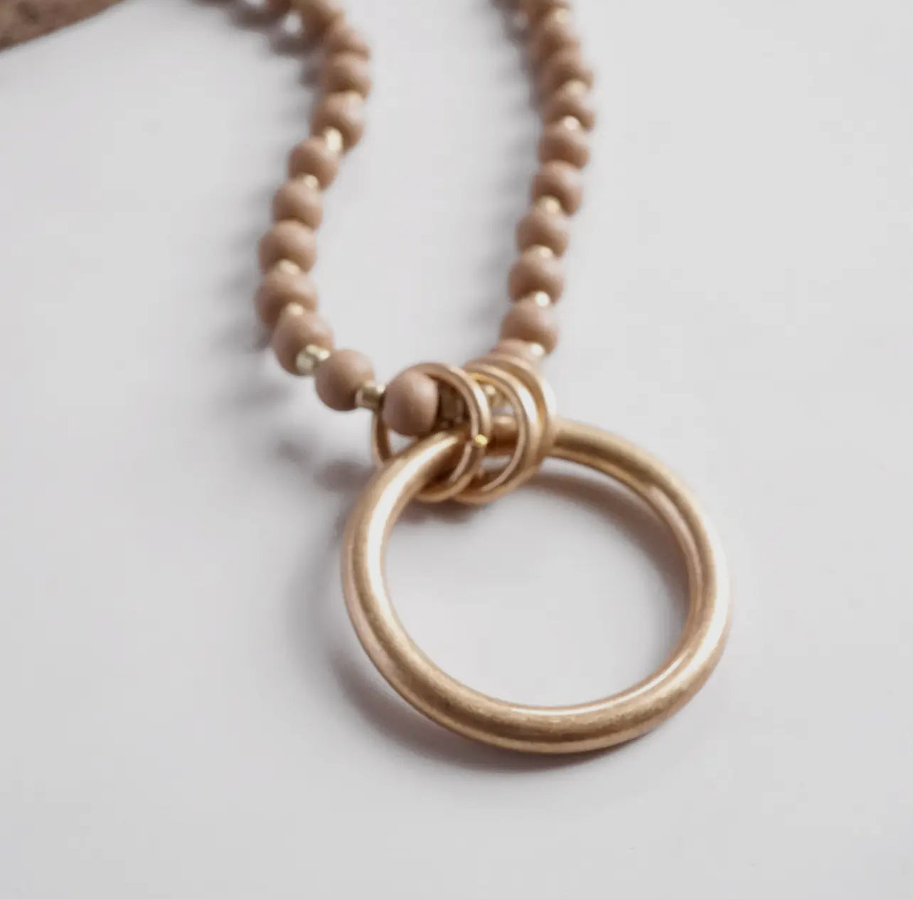 Beige Natural Gold Ring Necklace