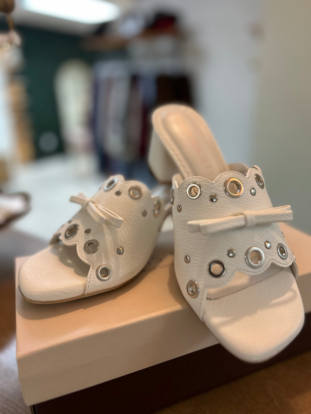 Bella Luna Mules