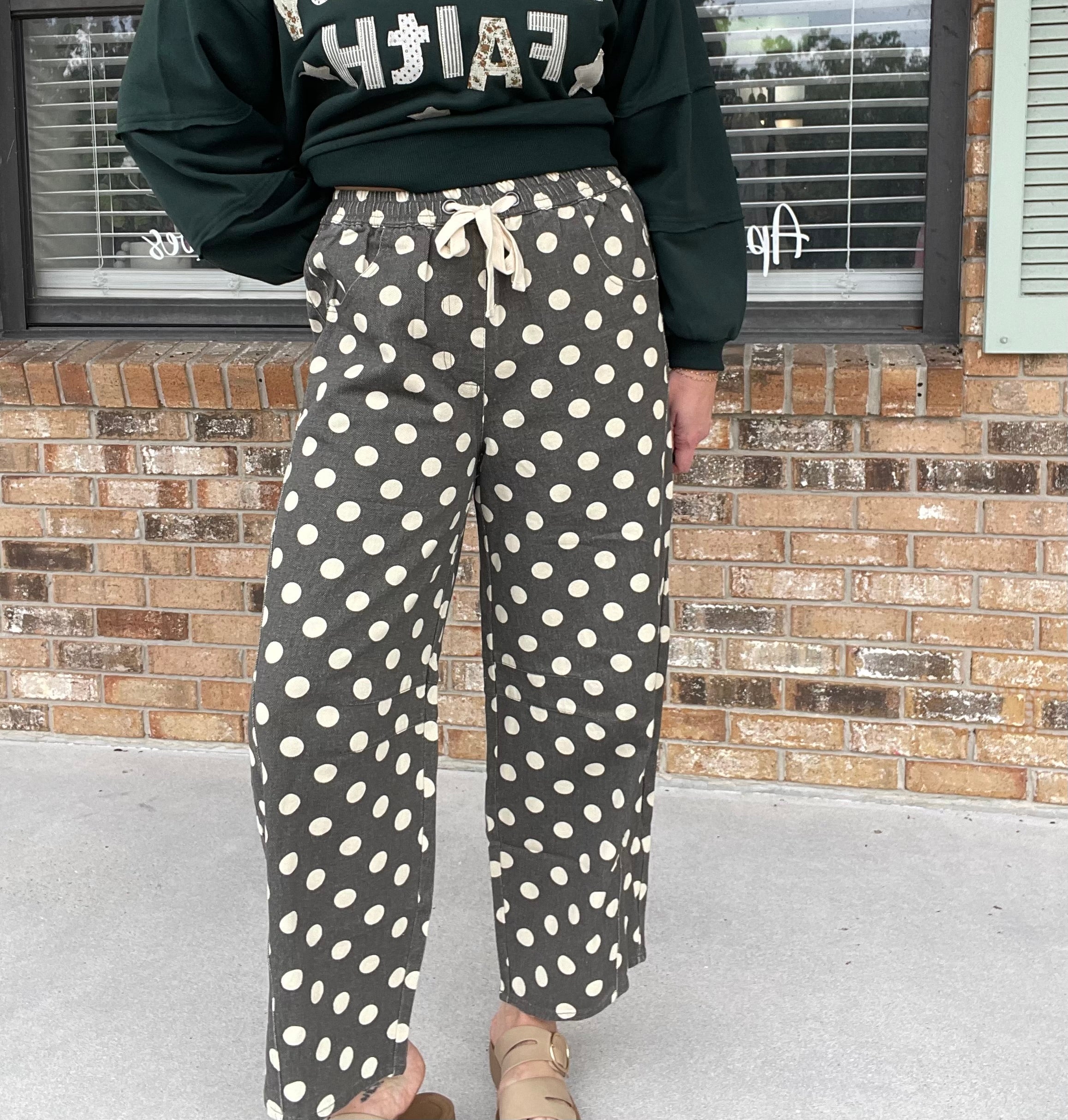Cookies & Cream Barrel Jeans