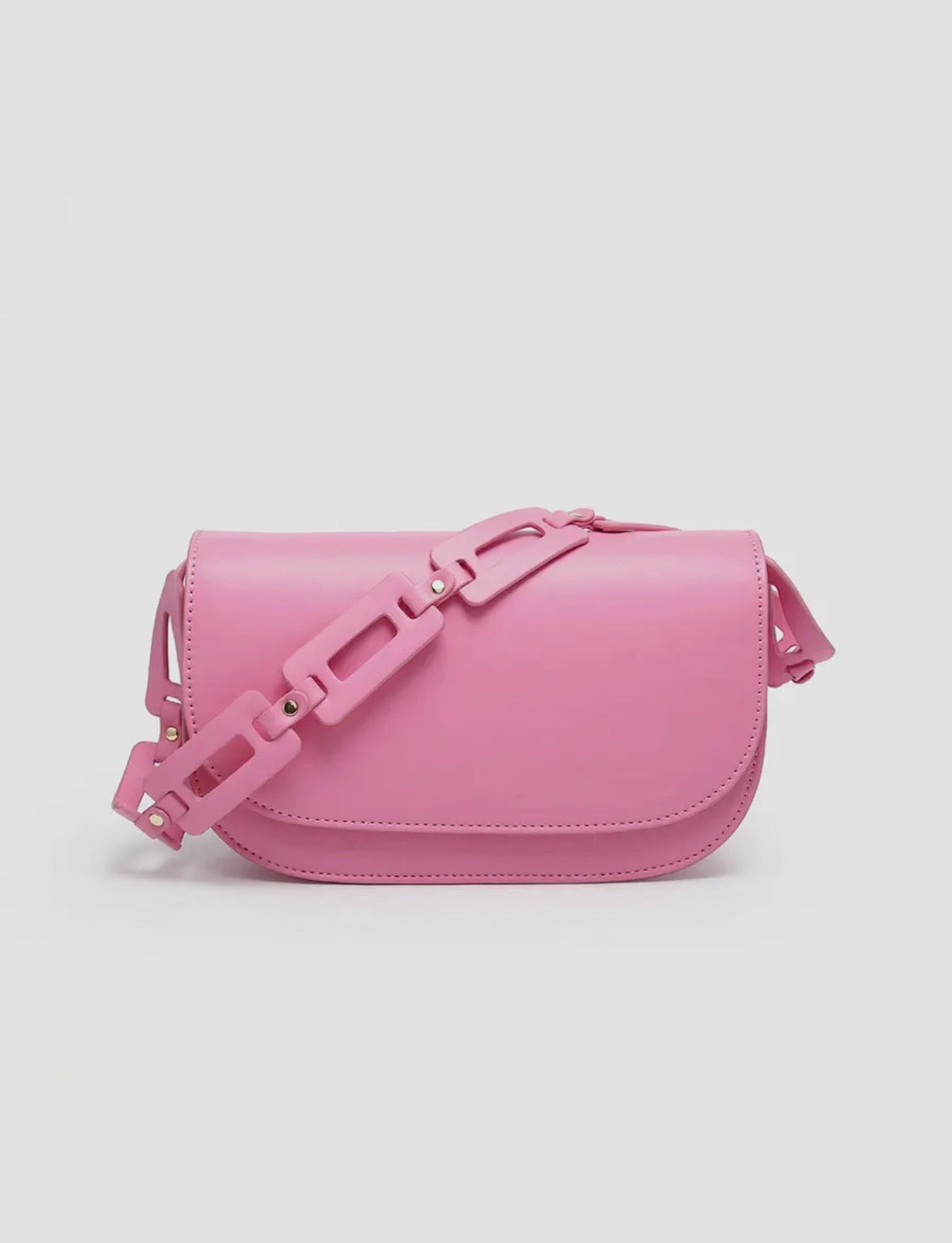 Chain Link Shoulder Bag