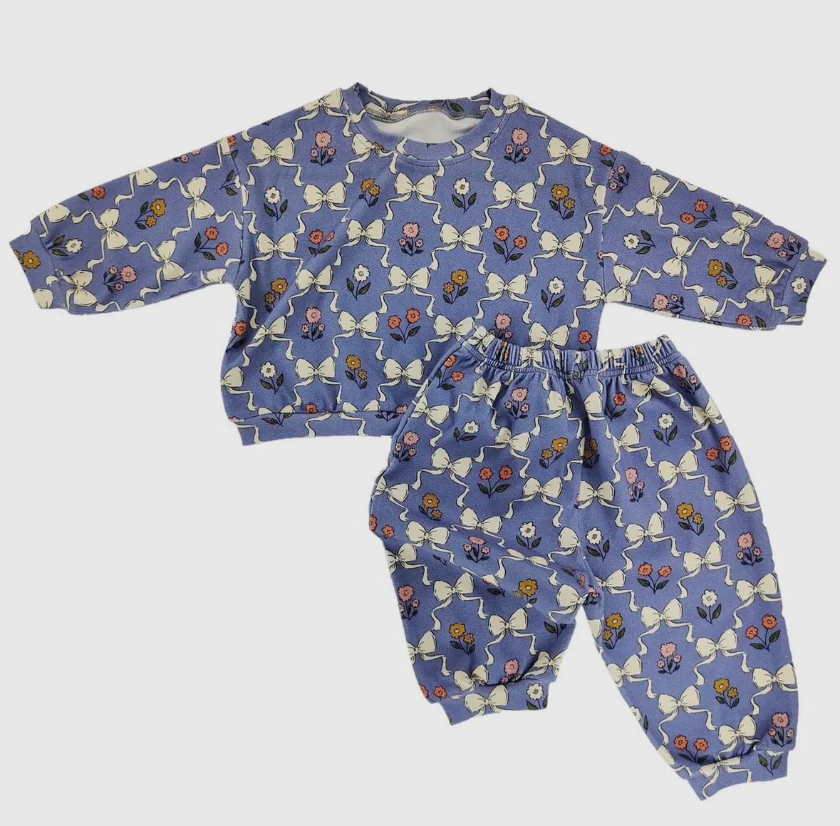 Bow Bloom Sweatsuit