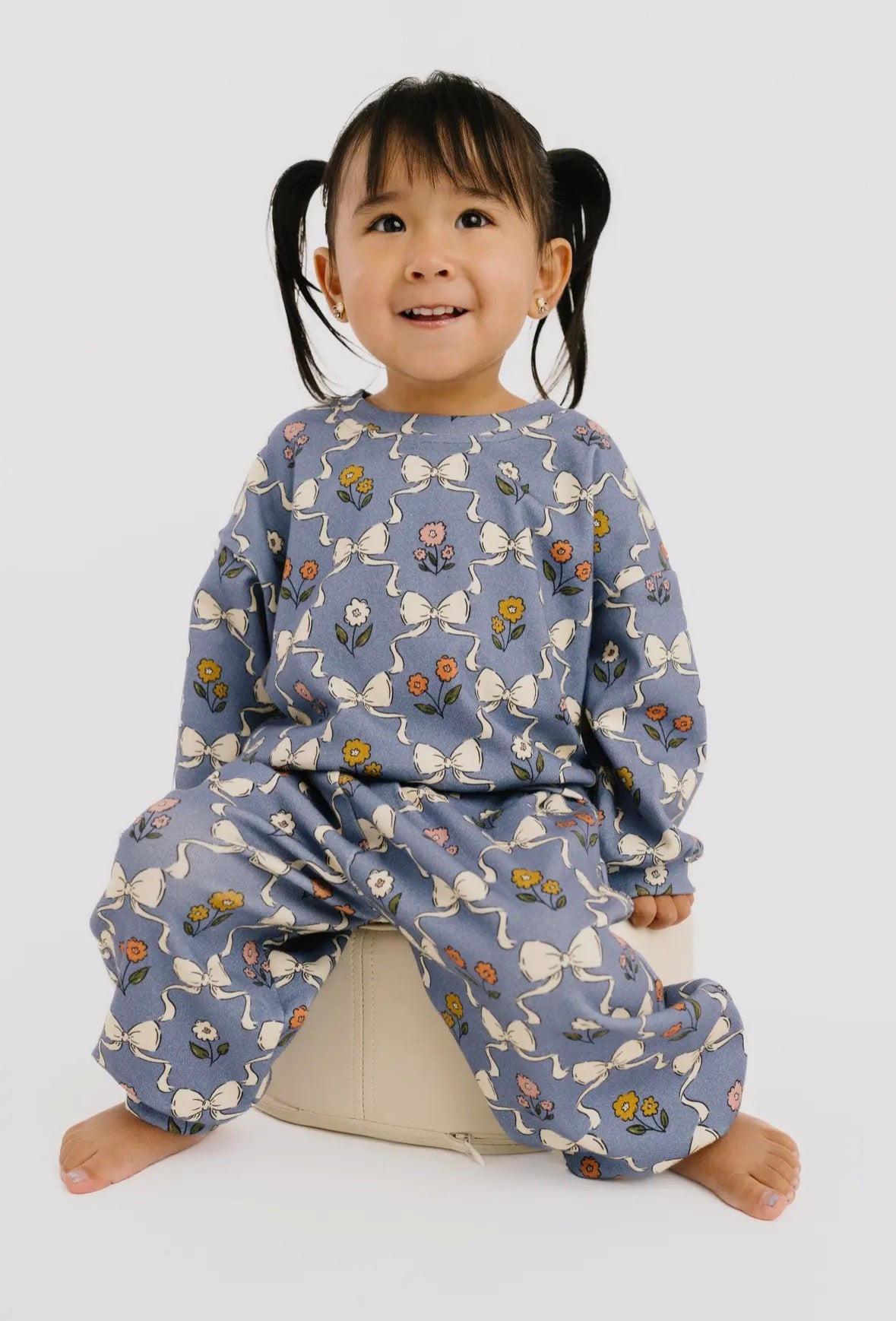 Bow Bloom Sweatsuit