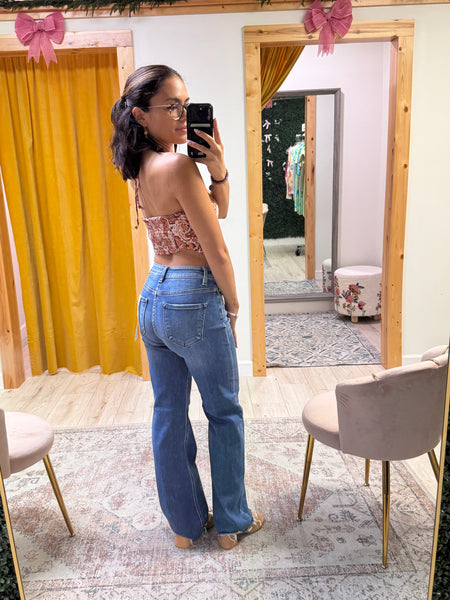 Cassy Raw Hem Jeans