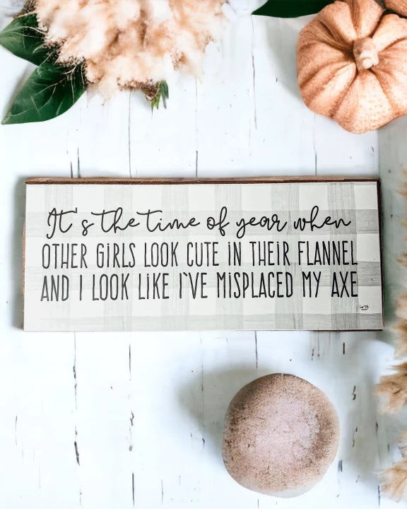 Fall Flannel Sign Decor