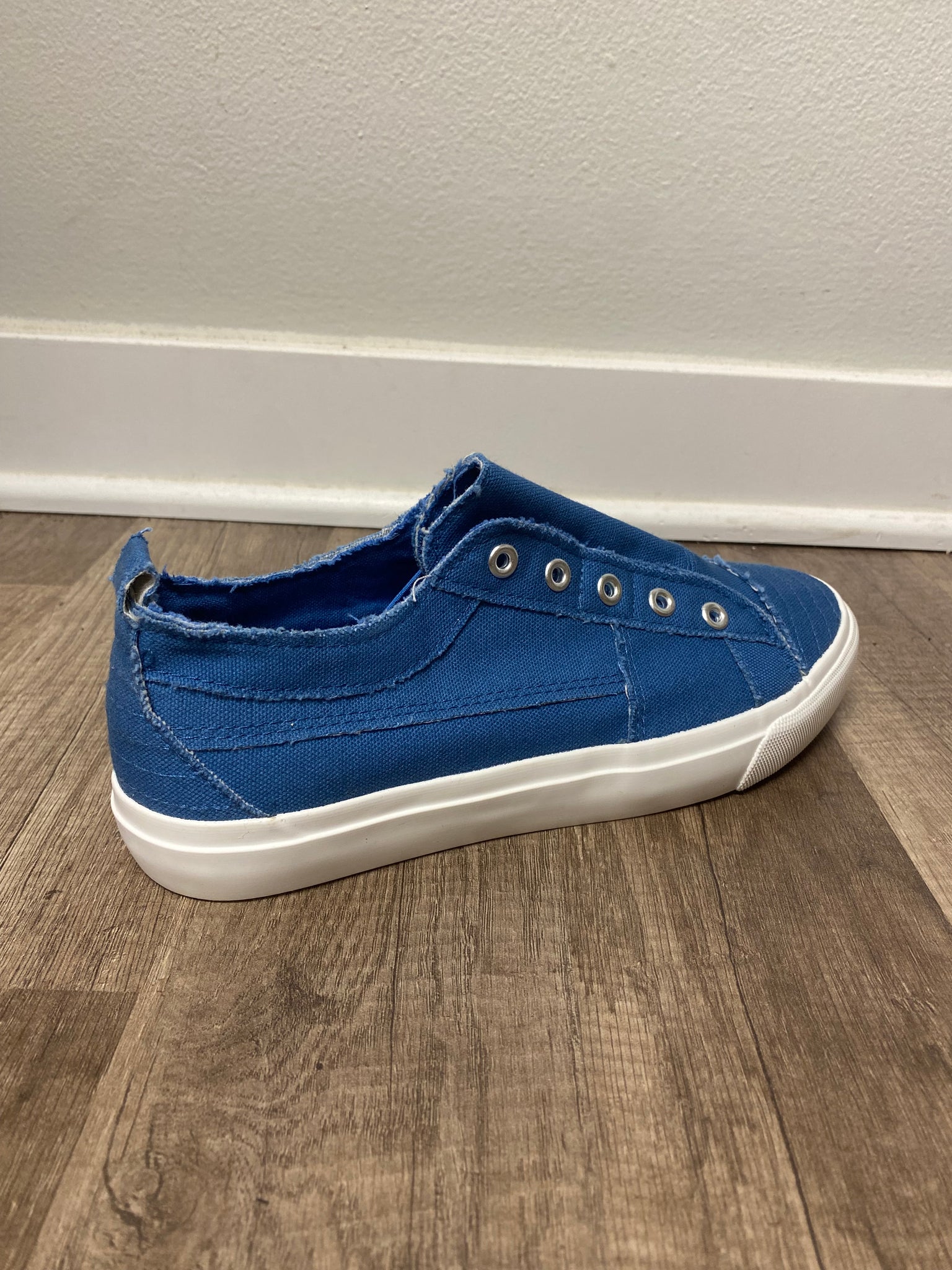 Atlantic Blue Sneaker