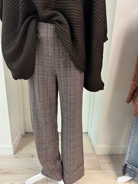 Chestnut patterned pants